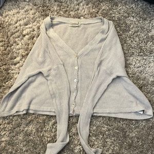 Uraban Outfitters sweater